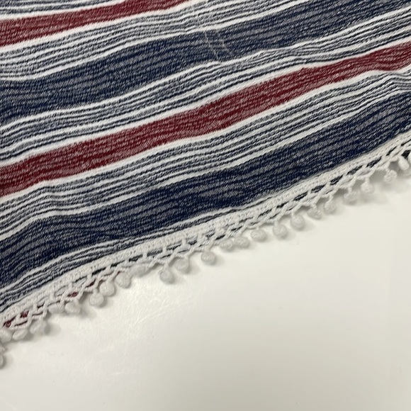 Rewind Shorts XL Crocheted Hem - Picture 2 of 13